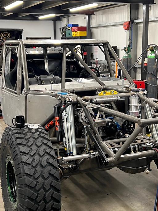 ORA Dominator upper shock mount