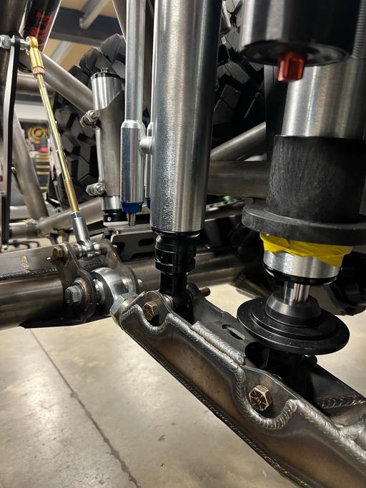 ORA Dominator 4 link chassis bracket