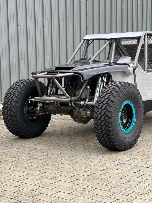 ORA Dominator chassis